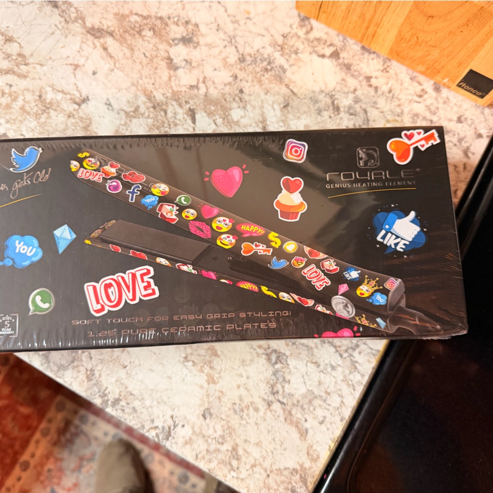 Emoji Hair Straightener - Black New in Box